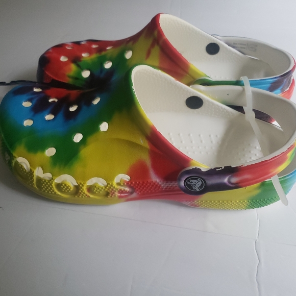 Crocs - Picture 4 of 12